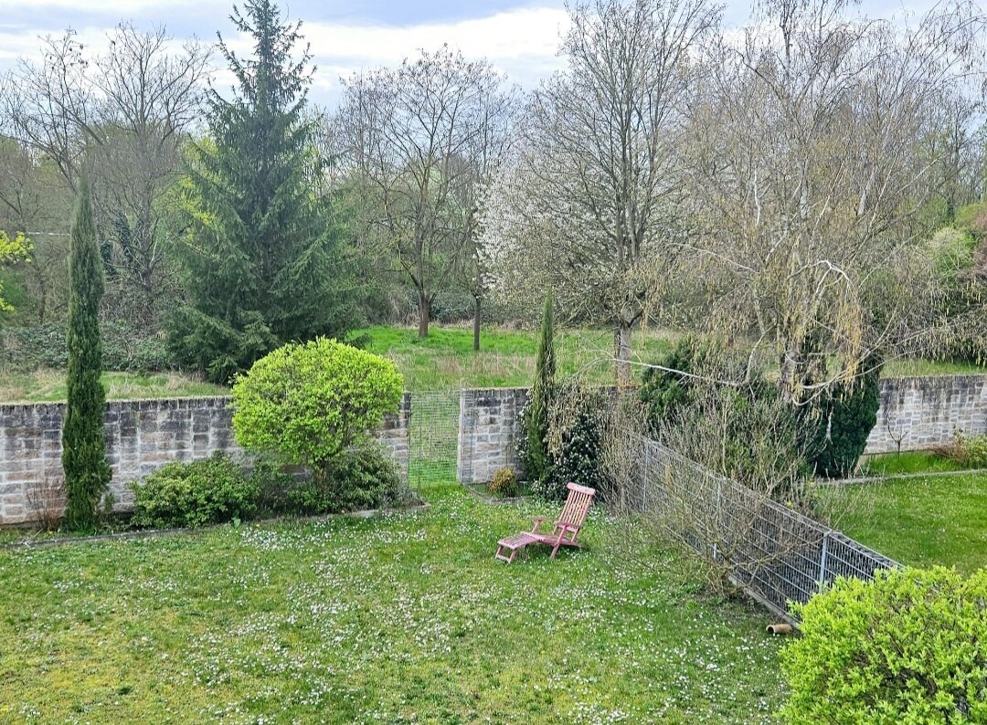 Blick in den Vorderen Gartenbereich