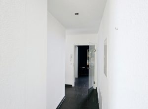 Flur EG ins Gästezimmer