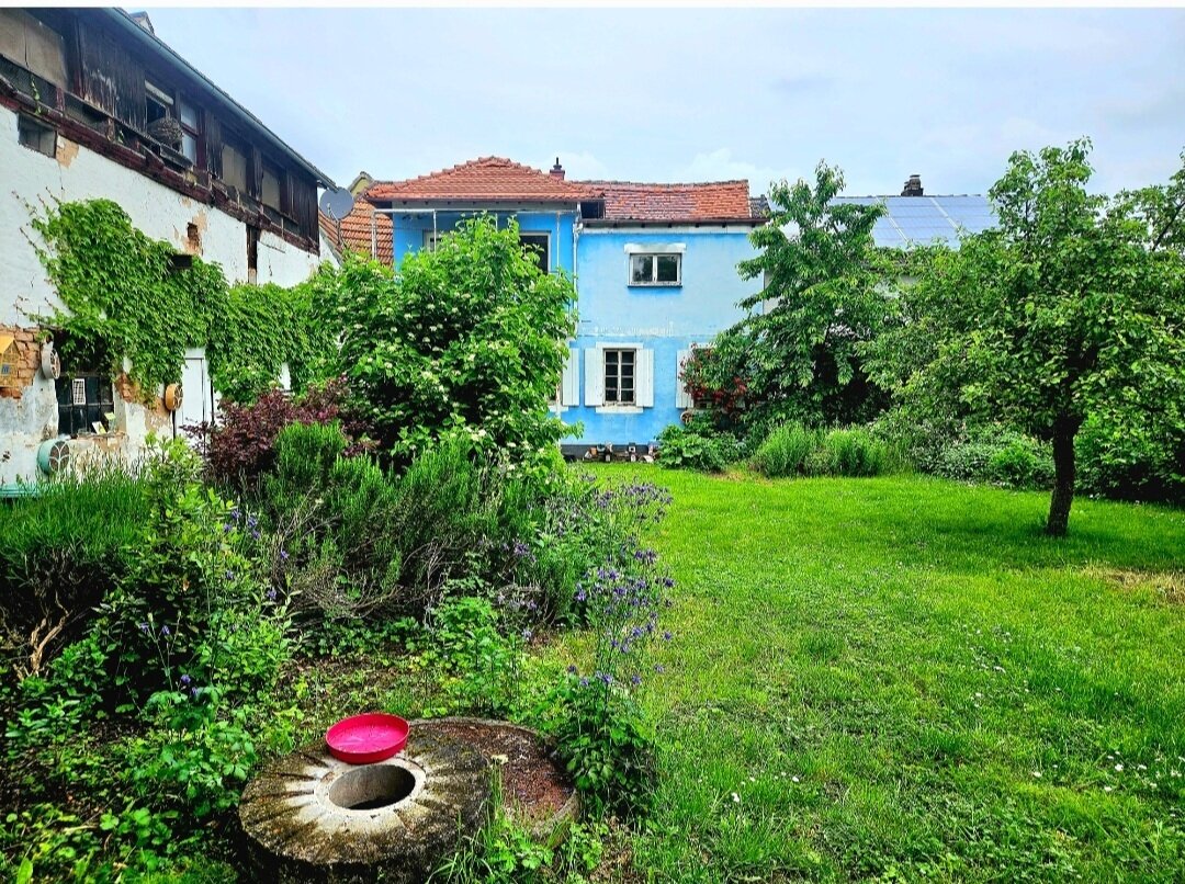 Ansicht Garten auf das Nebengebäude