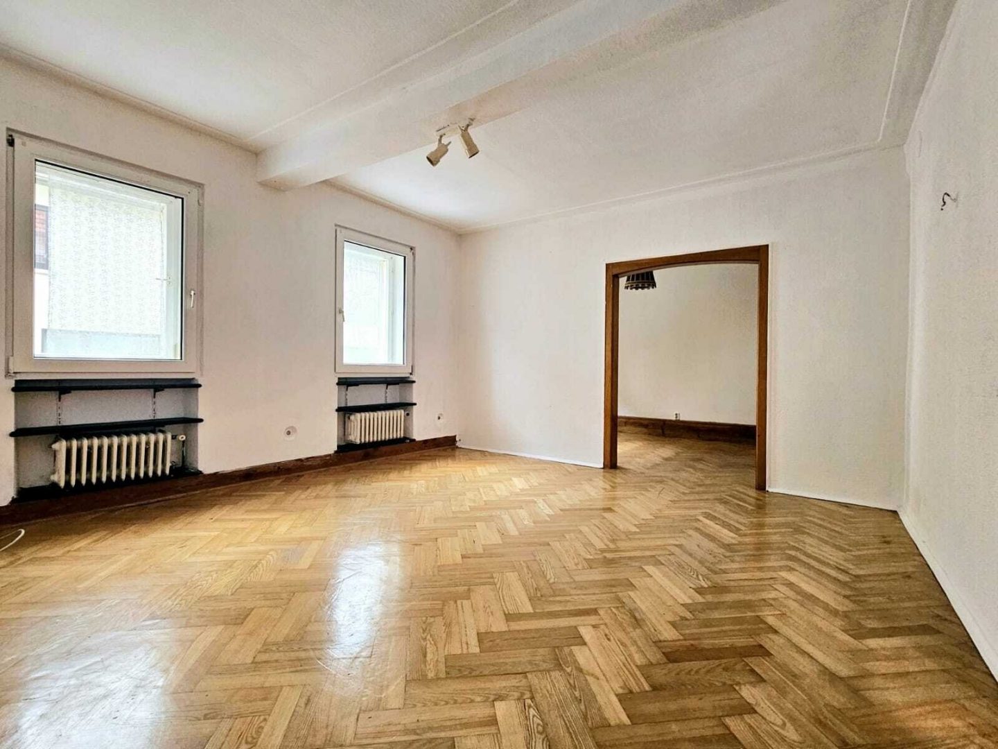 Schlafzimmer mit Ankleide Haupthaus EG