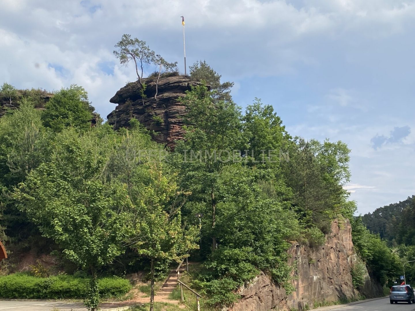 Felsenland mit Rad- und Wanderwegen