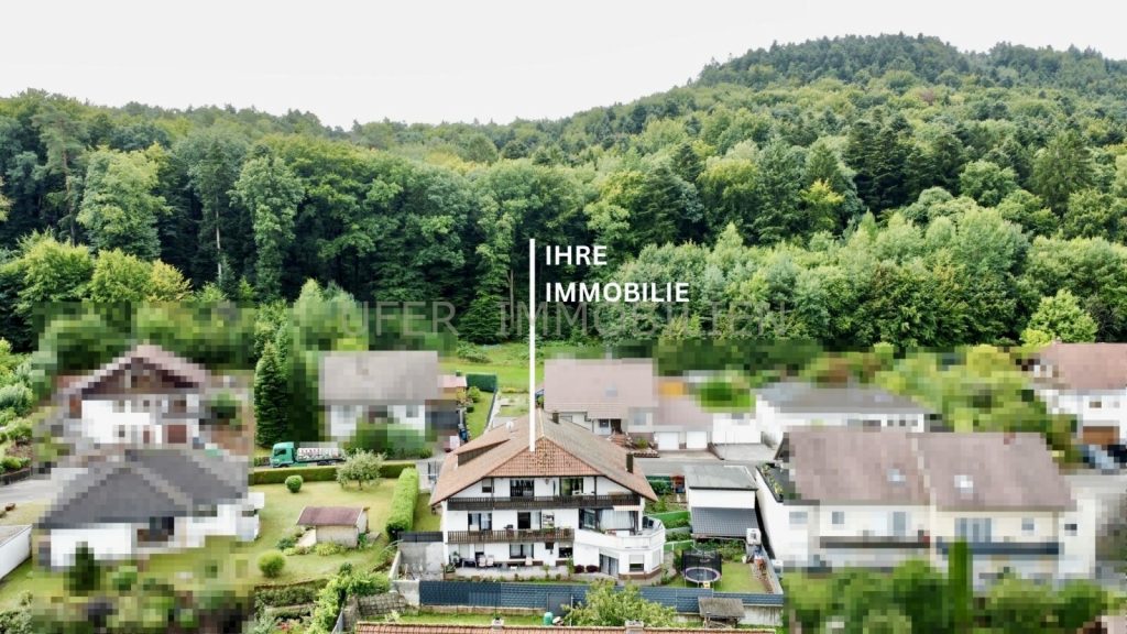 Drohnen Aufnahme ges. Objekt