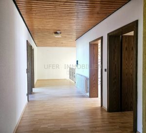 Blick in den Flur Rchtung Galerie