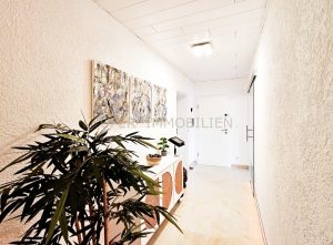 Flur /Eingansbereich