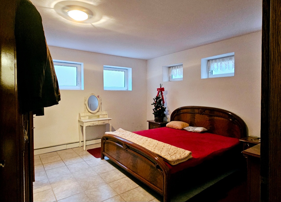 Schlafzimmer Souterrain