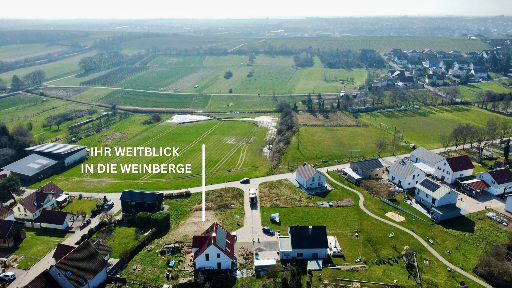 IHR WEITBLICK IN DIE WEINBERGE