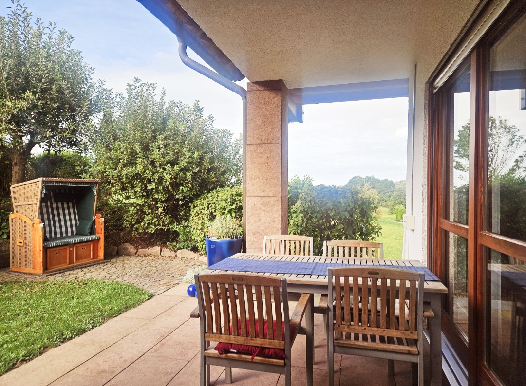 Terrasse Vorderseite -Wintergarten EG