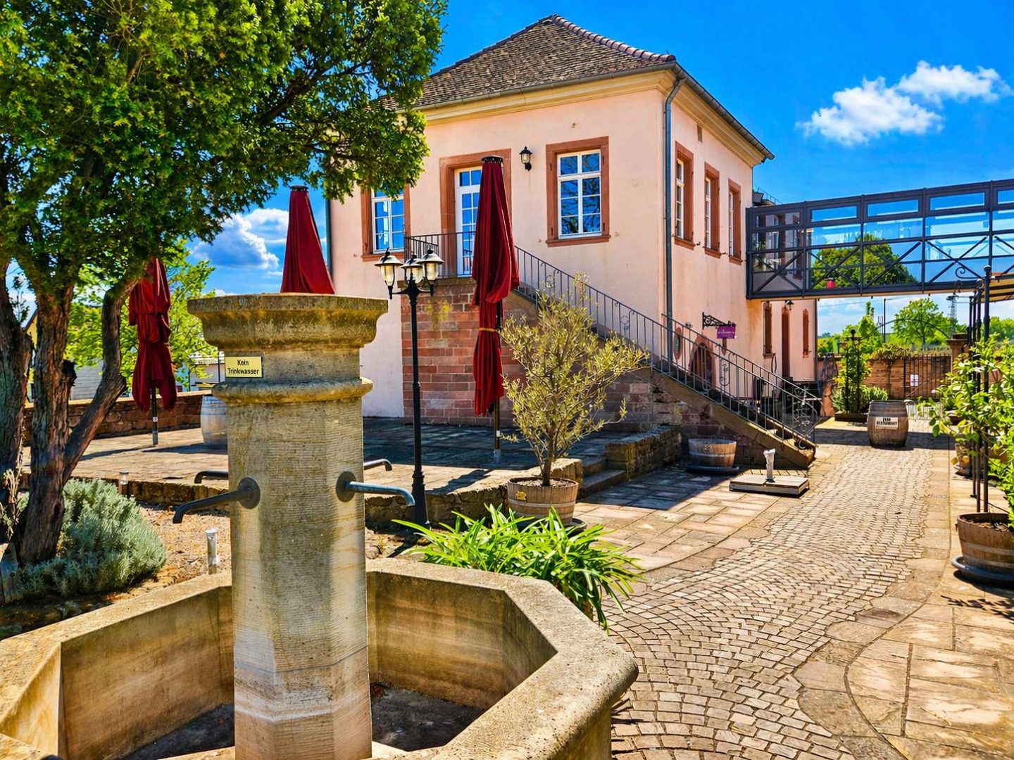 Außenansicht Denkmal