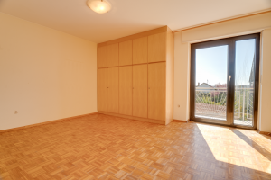 Zimmer 1 OG