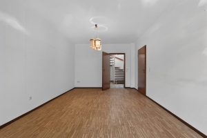 Raum Keller (Wohn- Esszimmer)
