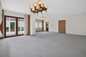 Wohn- Esszimmer mit Wintergarten