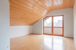 Zimmer 1 OG