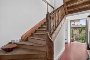 EG Treppe private Wohneinheit